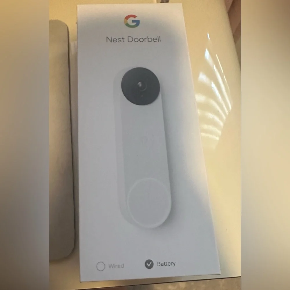 Google - Nest Wi-Fi Video Doorbell - Battery Operated - Snow- New in box!!
